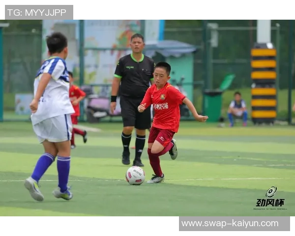 踢足球的乐趣与成长体验分享让我们一起享受这项运动的魅力与激情